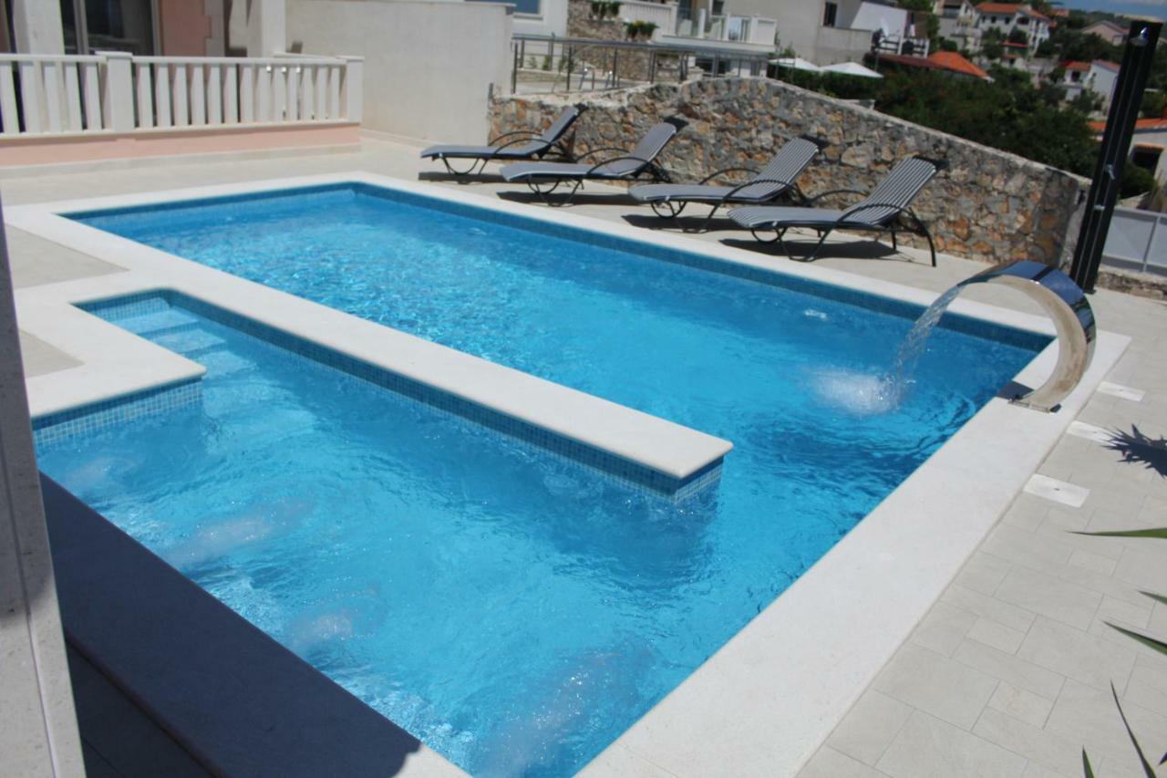 Villa Omazic Трогир Экстерьер фото