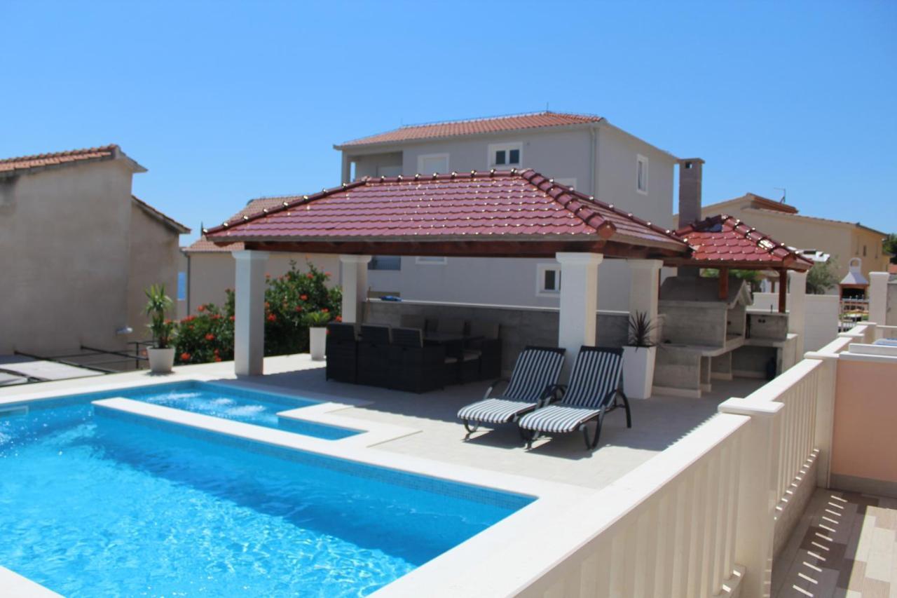 Villa Omazic Трогир Экстерьер фото